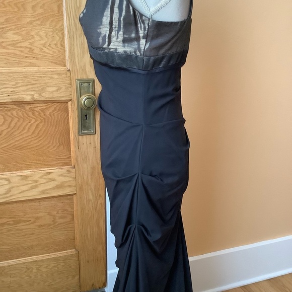 NICOLE MILLER Metallic Bronze/Black Silk Plunge Formal Gown - Picture 6 of 13